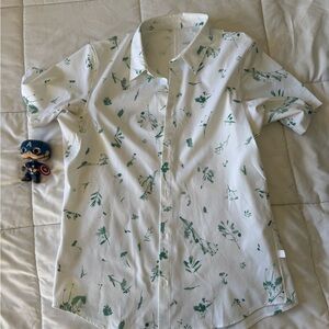 Lululemon Floral white Green Men's Shirt Golf casual like new design pattern
